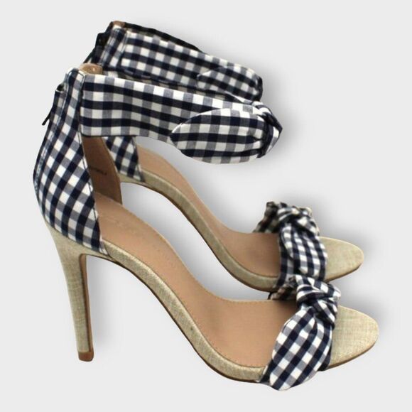 Bcbgeneration Multi Sandals - Picture 4 of 8